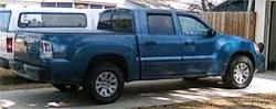 2006 Mitsubishi Raider 